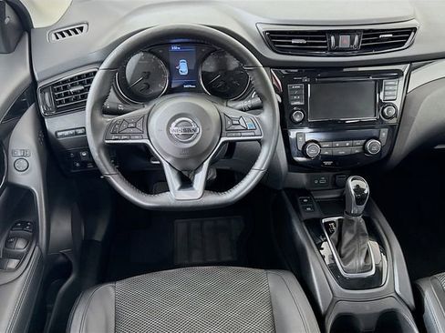 Certified 2022 Nissan Rogue Sport SV w/ Technology Package image 22