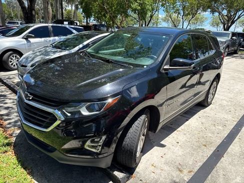 Used 2019 Chevrolet Equinox LT FWD image 1