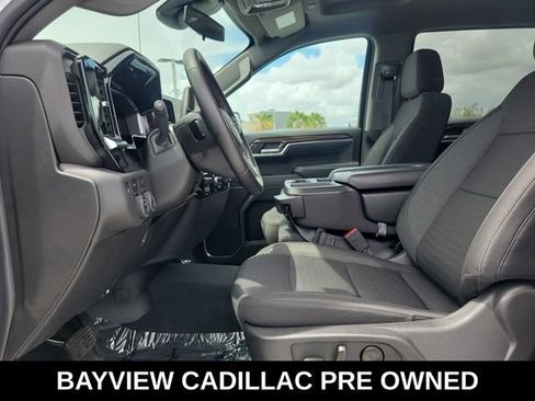 Used 2026 Chevrolet Silverado 1500 LT AWD/4WD image 23