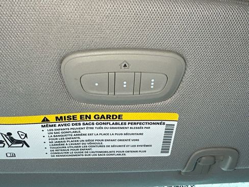 Used 2019 Chrysler Pacifica Limited image 30