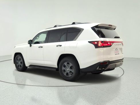 Used 2026 Lexus LX 700h Luxury w/ Appearance Package AWD/4WD image 7