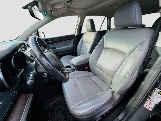 Used 2019 Subaru Outback 3.6R Limited AWD/4WD image 11
