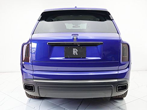 Used 2023 Rolls-Royce Cullinan Black Badge w/ Driver's Package AWD/4WD image 9