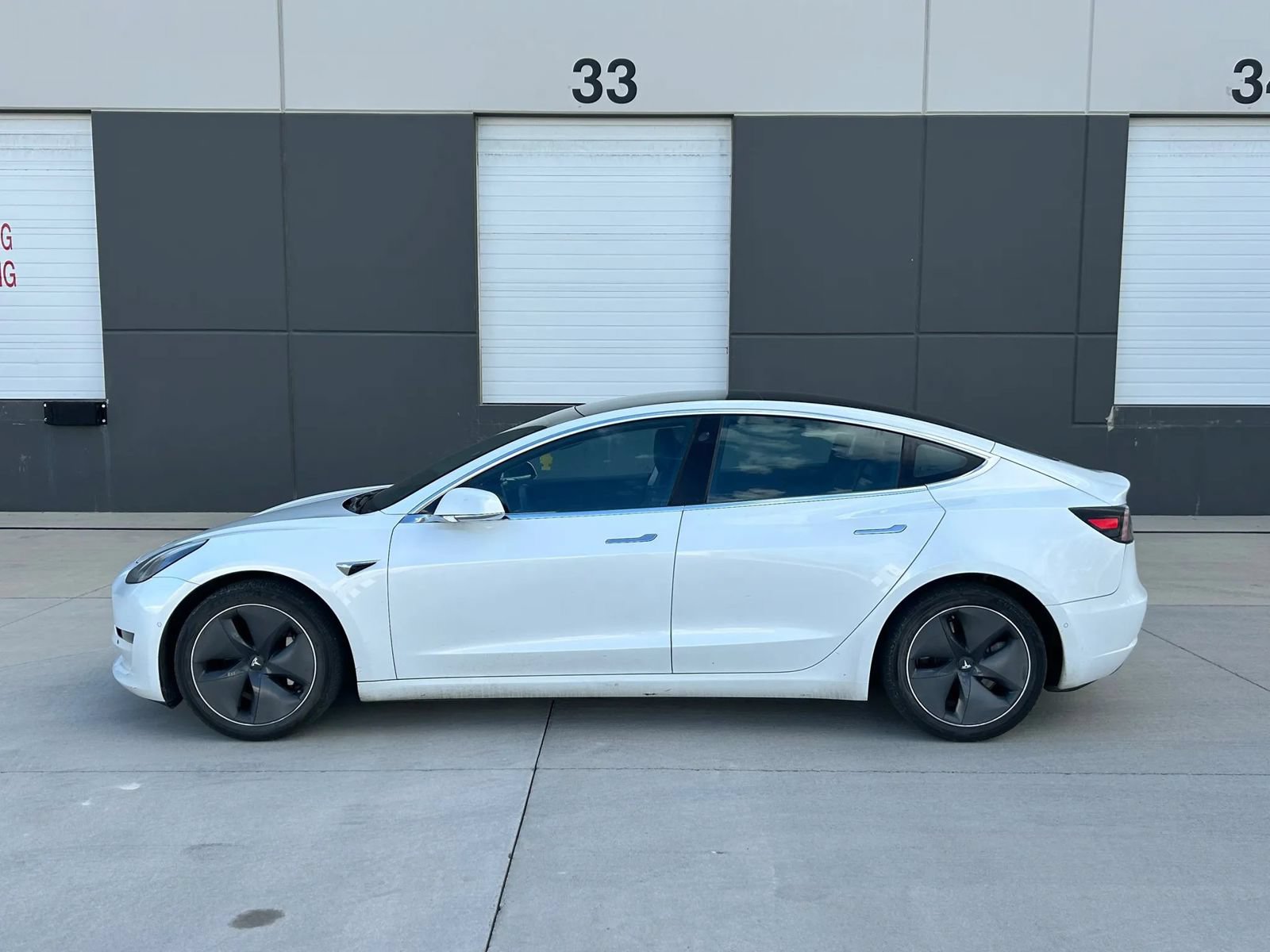 Used 2019 Tesla Model 3 Long Range AWD/4WD image 2