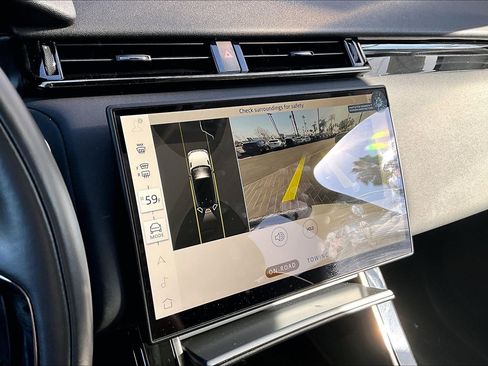 Used 2024 Land Rover Range Rover Velar S image 21