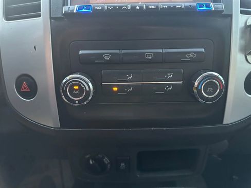 Used 2014 Nissan Xterra X image 18