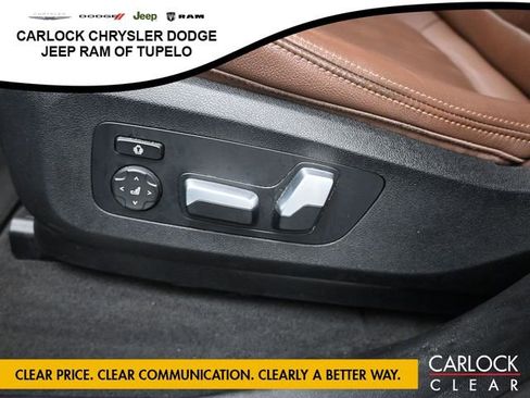 Used 2022 BMW X5 xDrive40i w/ M Sport Package AWD/4WD image 11