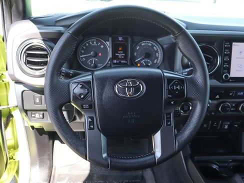 Used 2022 Toyota Tacoma TRD Pro AWD/4WD image 25