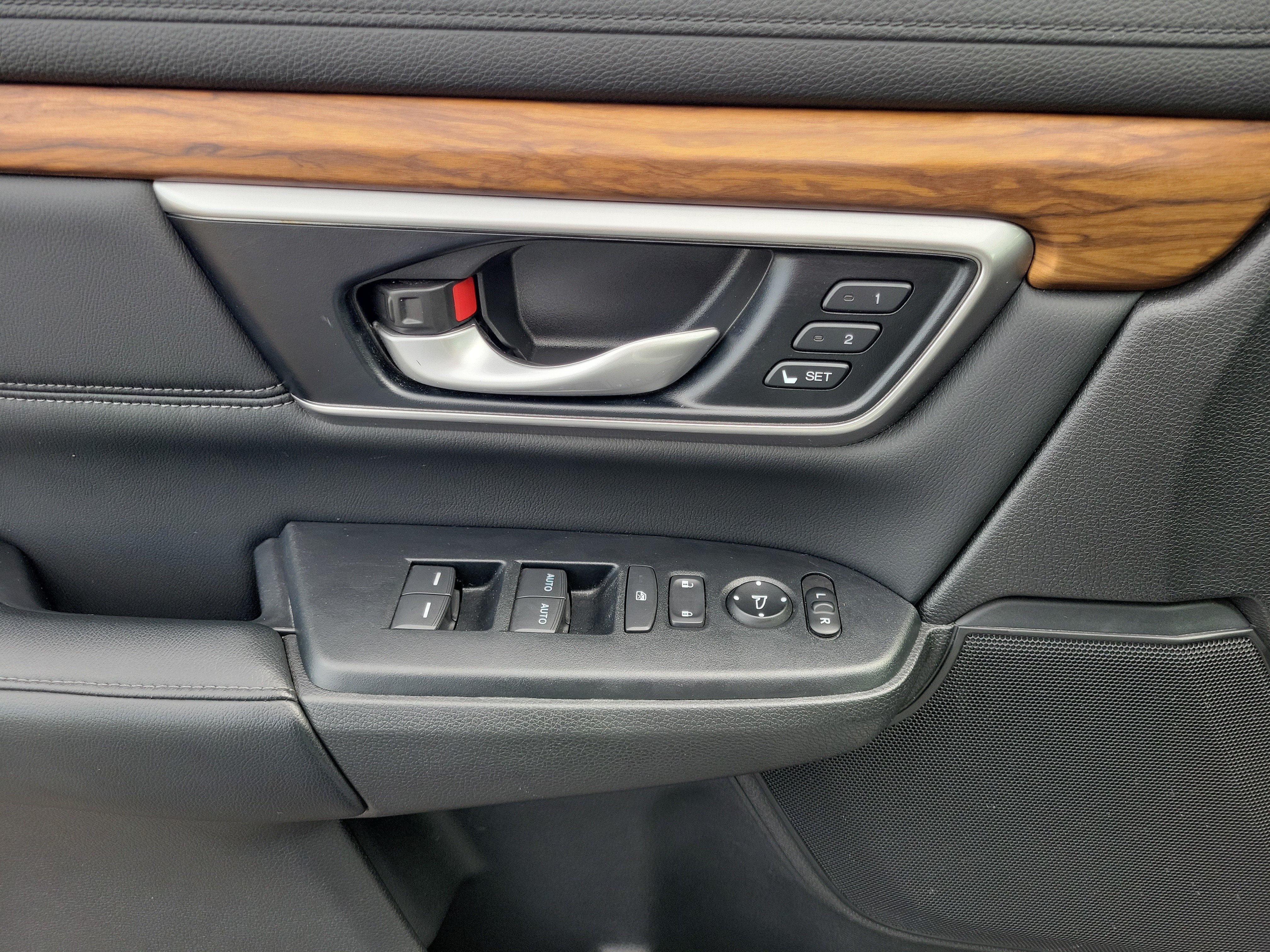 Used 2022 Honda CR-V EX-L image 17