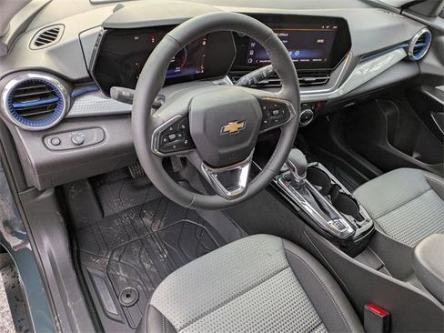 New 2026 Chevrolet Trax LT w/ Driver Confidence Package image 10