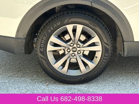 Used 2022 Ford Explorer XLT w/ Equipment Group 202A RWD image 9