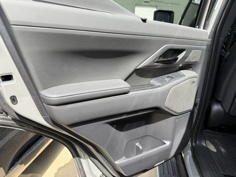 Used 2024 Lexus GX 550 w/ Accessory Package (31) AWD/4WD image 32