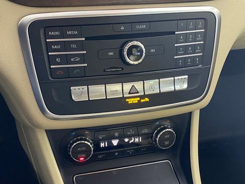 Used 2018 Mercedes-Benz GLA 250 image 25