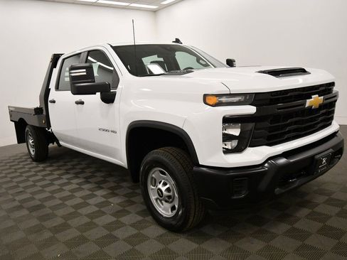 Used 2024 Chevrolet Silverado 2500 W/T w/ WT Fleet Convenience Package image 9