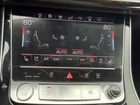 Used 2019 Audi Q8 Prestige image 11