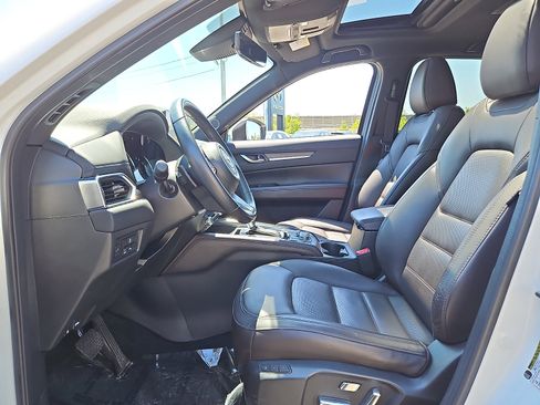 Used 2023 MAZDA CX-5 Signature AWD/4WD image 13
