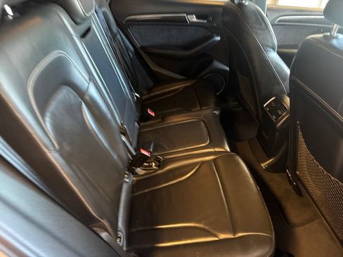 Used 2017 Audi SQ5 Premium Plus w/ Technology Package AWD/4WD image 9