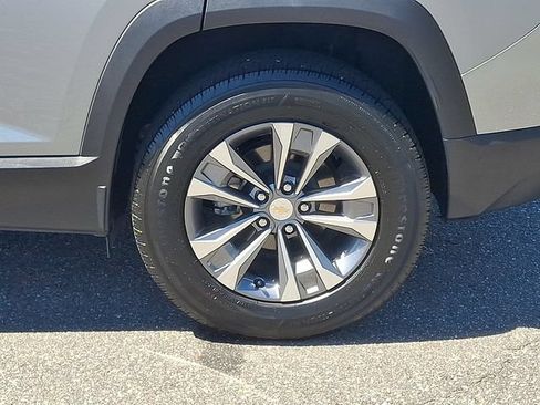 Used 2026 Chevrolet Equinox LT FWD image 30