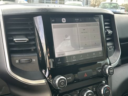 Used 2022 RAM 1500 Big Horn image 31