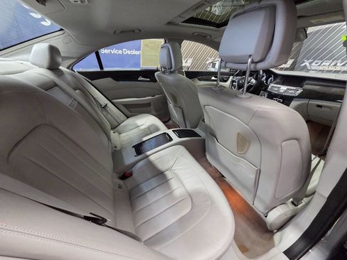 Used 2013 Mercedes-Benz CLS 550 CLS 550 4dr Sedan image 26