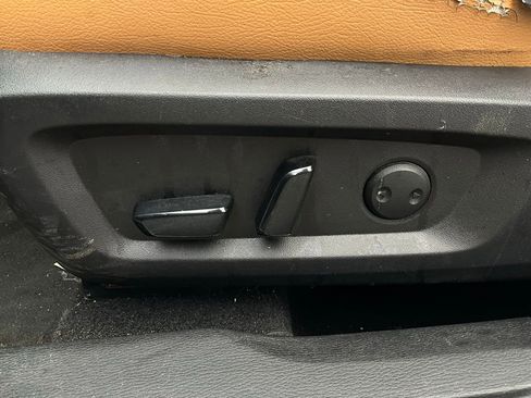 Used 2022 Mitsubishi Outlander SE image 10