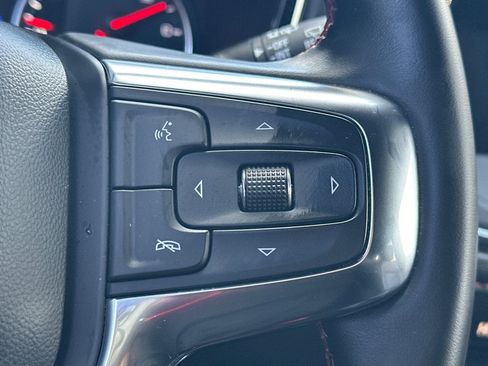 Used 2025 Chevrolet Blazer RS image 40