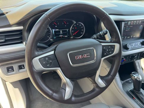 Used 2019 GMC Acadia SLT image 32