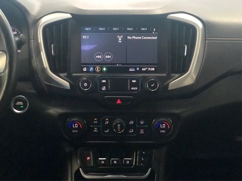 Used 2020 GMC Terrain SLT w/ Preferred Package FWD image 13