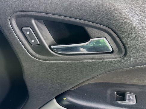 Used 2022 Chevrolet Colorado LT w/ Fleet Safety Package image 27