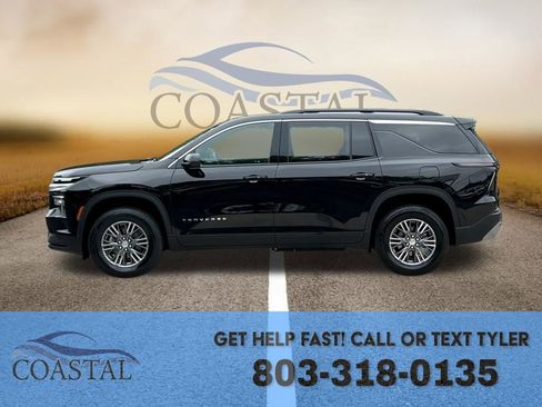 Used 2025 Chevrolet Traverse LT AWD/4WD image 17