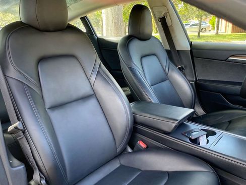 Used 2022 Tesla Model 3 Long Range image 33