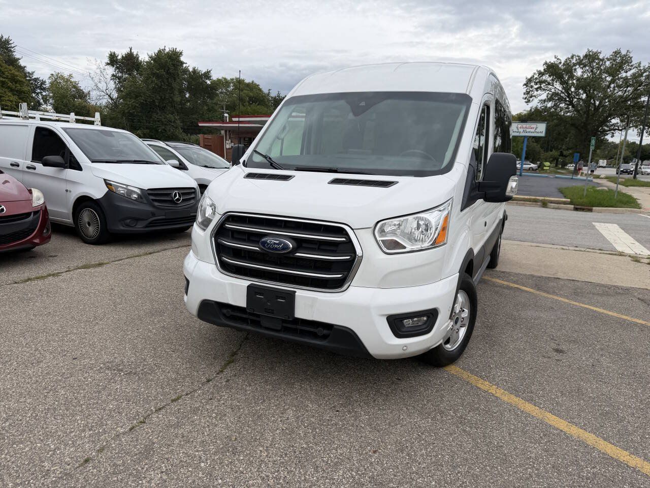 Used 2020 Ford Transit 350 XLT RWD image 4
