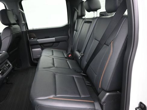 New 2026 Ford F250 Lariat w/ FX4 Off-Road Package image 23