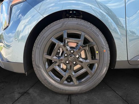 New 2026 Kia Carnival SX w/ SX Dark Edition Package image 14