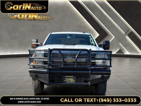 Used 2016 Chevrolet Silverado 2500 W/T w/ WT Convenience Package AWD/4WD image 2