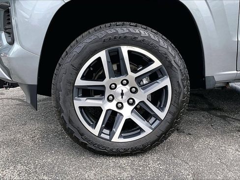 Used 2024 Chevrolet Colorado Z71 w/ Advanced Trailering Package AWD/4WD image 7