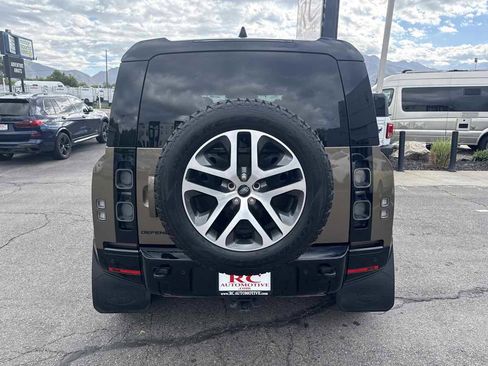 Used 2024 Land Rover Defender 110 X AWD/4WD image 7