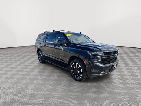 Certified 2023 Chevrolet Suburban RST AWD/4WD image 2