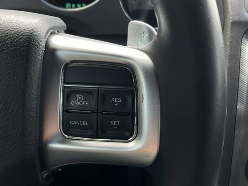 Used 2014 Dodge Challenger R/T Plus RWD image 30