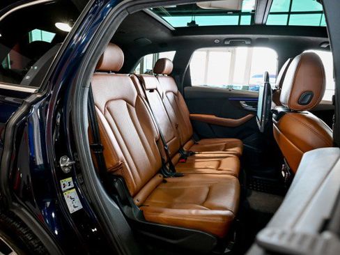 Used 2017 Audi Q7 3.0T Prestige image 26