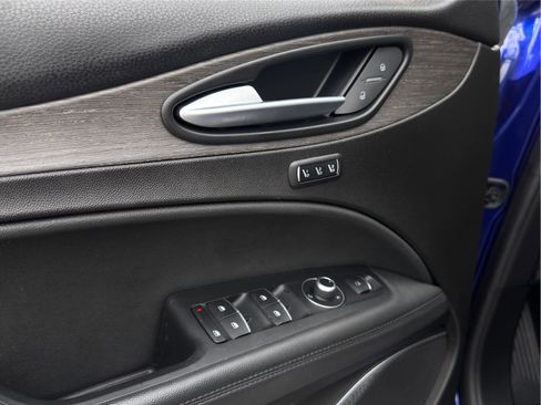 Used 2022 Alfa Romeo Stelvio Ti image 15