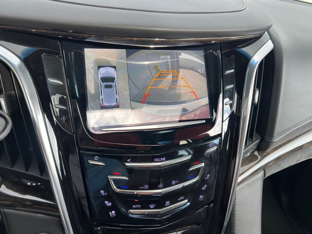 Used 2015 Cadillac Escalade ESV Platinum AWD/4WD image 25
