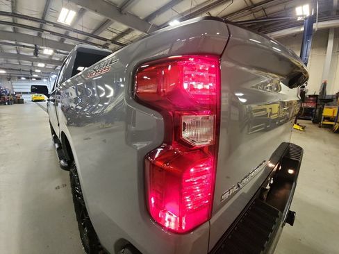 Used 2024 Chevrolet Silverado 1500 Custom Trail Boss AWD/4WD image 31