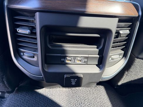 Used 2022 RAM 2500 Laramie image 40