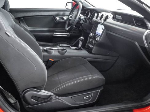 Used 2018 Ford Mustang Coupe w/ Equipment Group 101A RWD image 36