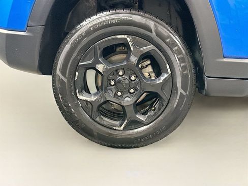 Used 2024 Jeep Compass Trailhawk AWD/4WD image 32