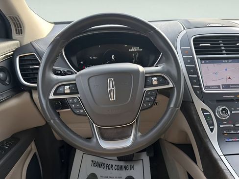 Used 2020 Lincoln Nautilus Reserve image 16