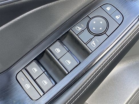 New 2026 Nissan Rogue SV image 24