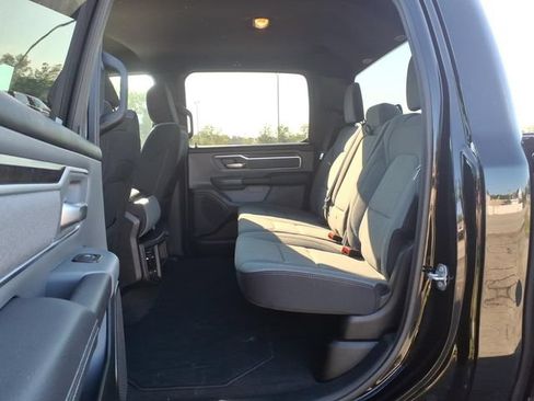 Used 2022 RAM 1500 Big Horn AWD/4WD image 29