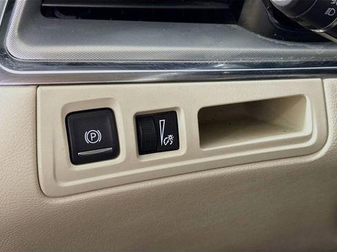 Used 2019 Cadillac XT5 Luxury image 10